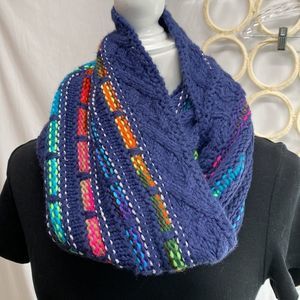 Steve Madden scarf